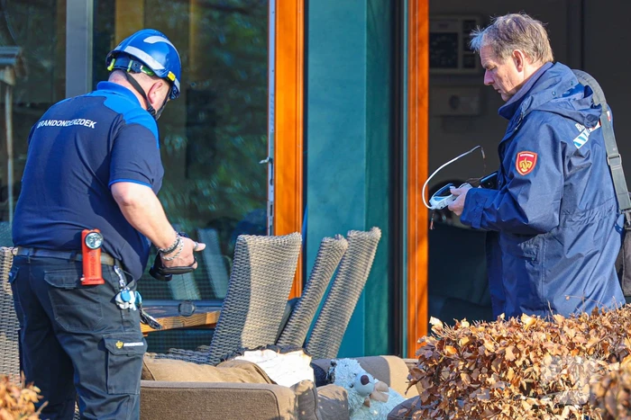 Bankstel in brand in woonzorgcentrum