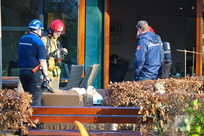 Bankstel in brand in woonzorgcentrum