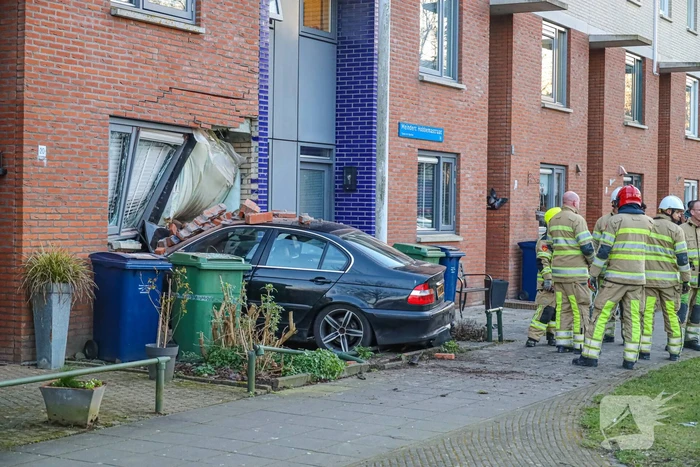 ongeval meindert hobbemastraat almere