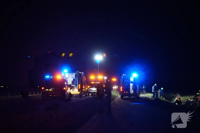 Inzittenden bekneld bij verkeersongeval