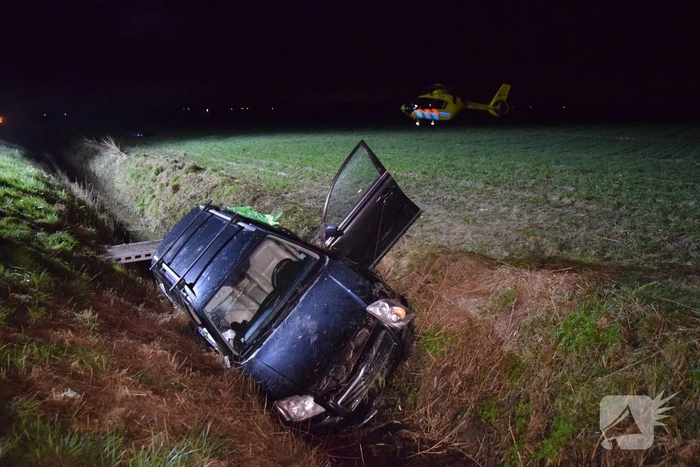 Inzittenden bekneld bij verkeersongeval