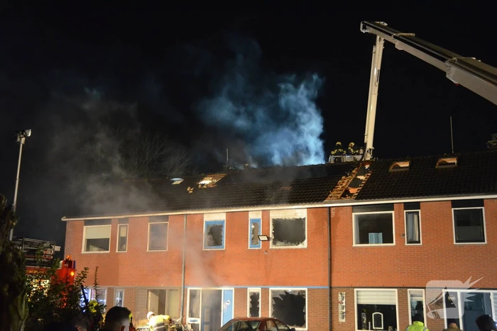 Zeer grote brand lastig onder controle te krijgen