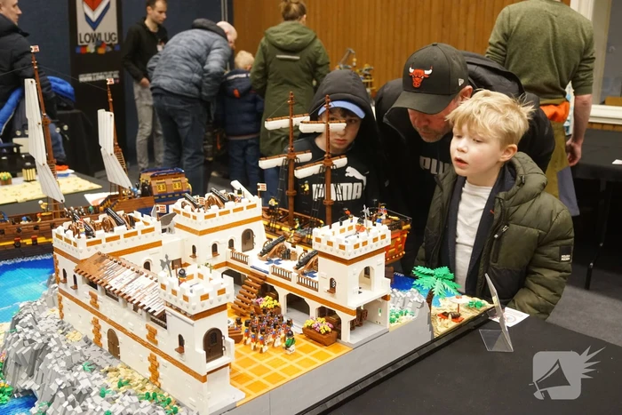 Sporthal vol met LEGO Stenen
