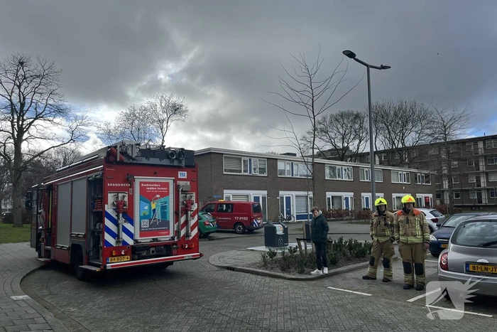 Flatwoning geventileerd vanwege gaslucht