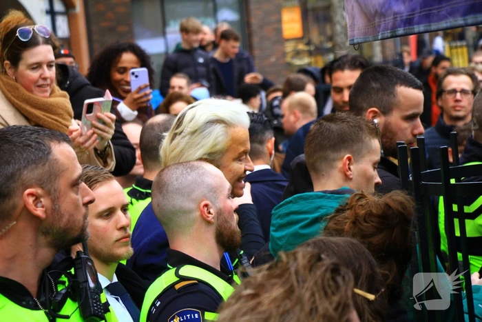 Bezoek Geert Wilders trekt veel bekijks