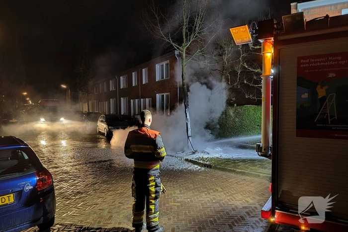 Brandweer blust hevige buitenbrand