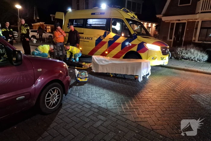 Scooter met twee opzittenden aangereden