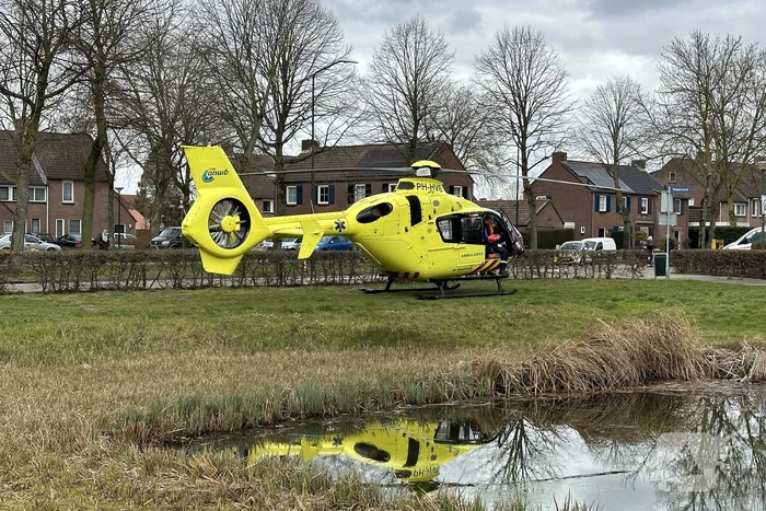 Persoon gewond na val in woning