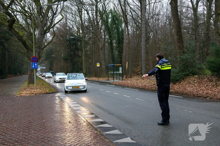 Politie houdt verkeerscontrole