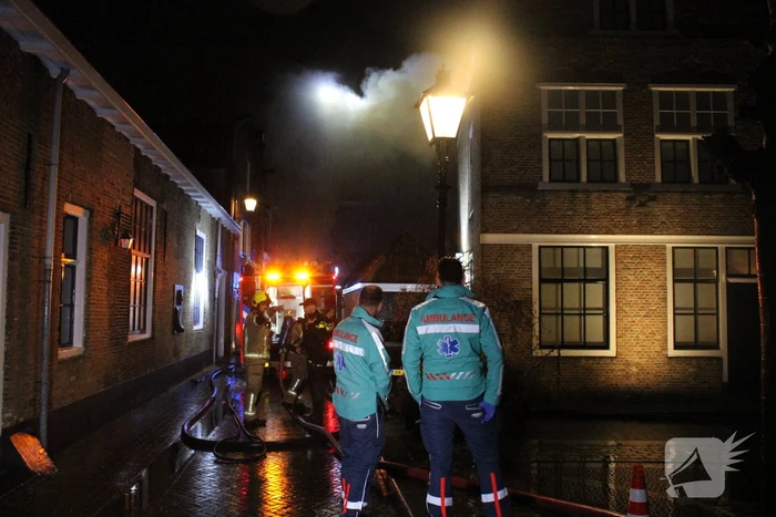 Ontruiming in centrum wegens grote woningbrand