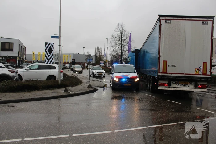 Fietser overleden door aanrijding met vrachtwagen