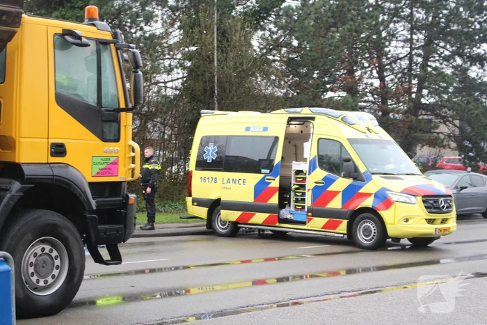 Fietser overleden door aanrijding met vrachtwagen