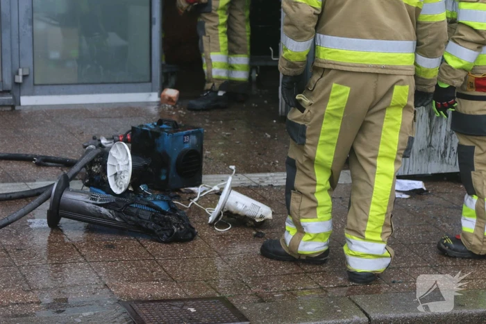 Stationshal ontruimd na fikse brand