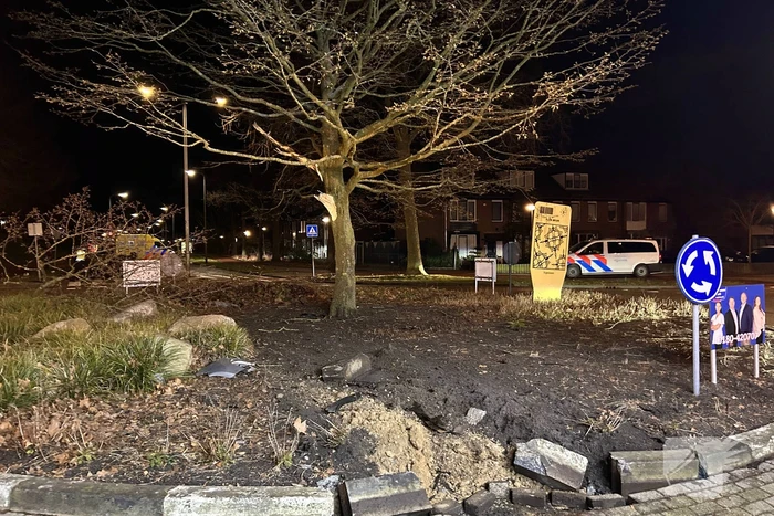 Auto belandt op de kop bij ongeval