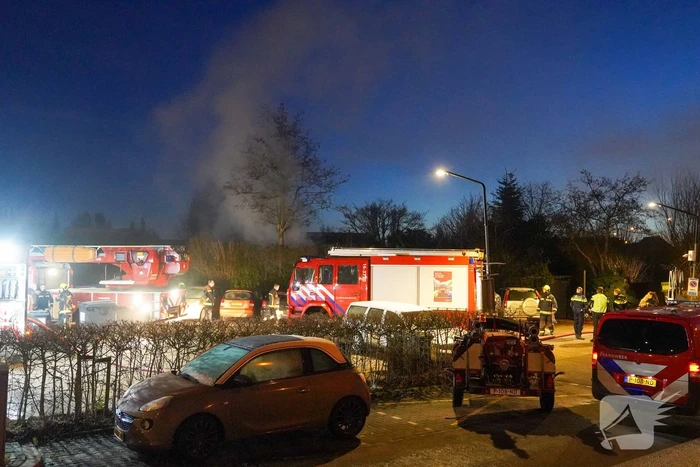 Schuur verwoest door uitslaande brand