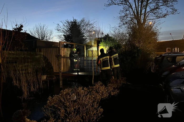 Schuur verwoest door uitslaande brand