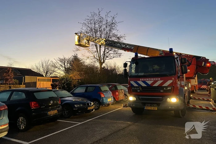 Schuur verwoest door uitslaande brand