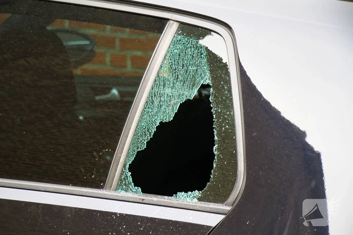 Aanhoudingen na vernielingen en inbraken auto's