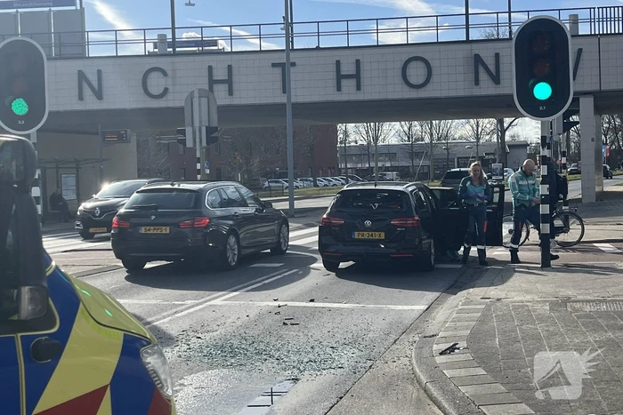 Aanrijding tussen twee personenauto's