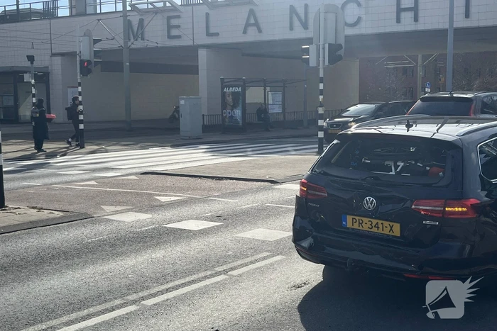 Aanrijding tussen twee personenauto's