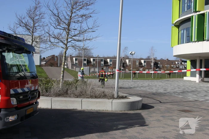 Schoolplein Fioretti College afgesloten na stormschade