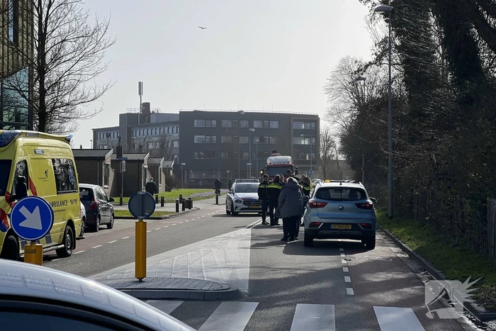 Voetganger aangereden op zebrapad