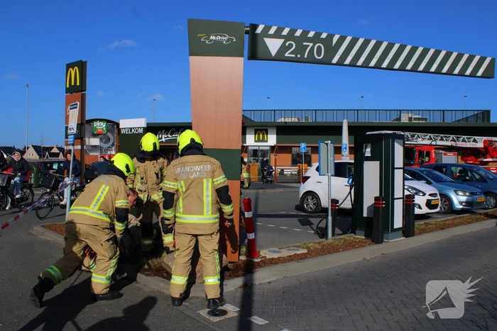 MCdrive gesloten van weg stormschade