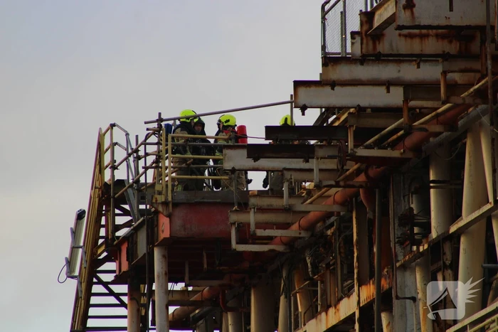 Flinke brand op offshore platform