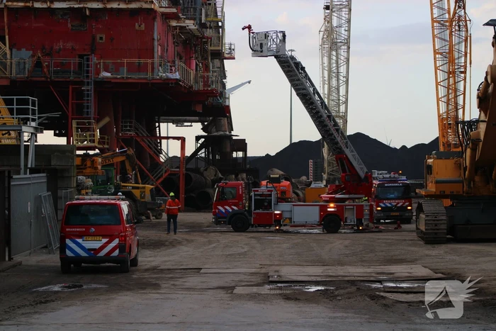 Flinke brand op offshore platform