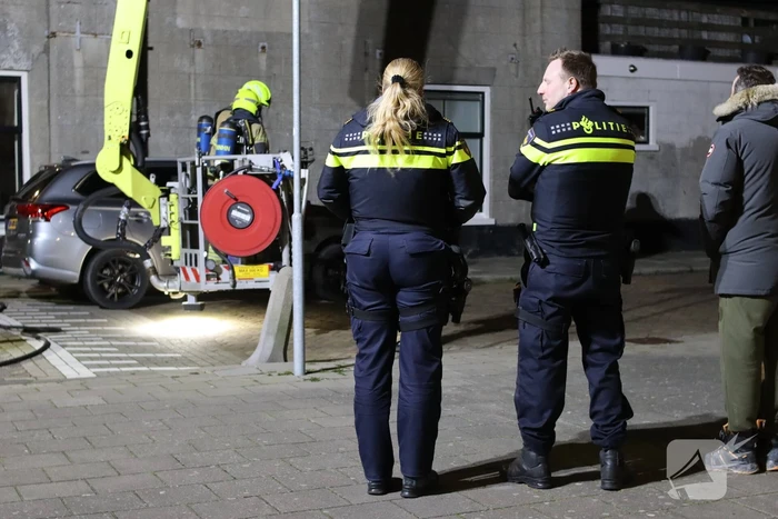Brand in schoorsteen van woning