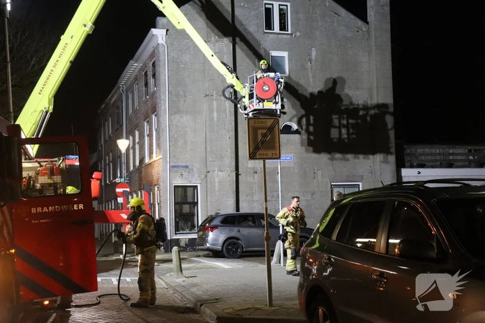 Brand in schoorsteen van woning
