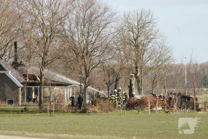 Brandweer nu echt klaar met nablussen