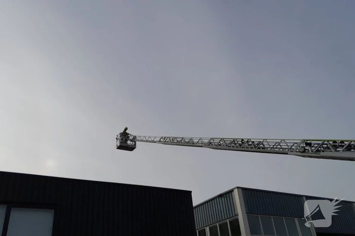 Brand in magazijn van bedrijfspand