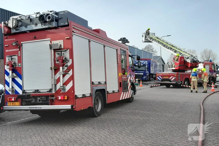 Brand in magazijn van bedrijfspand
