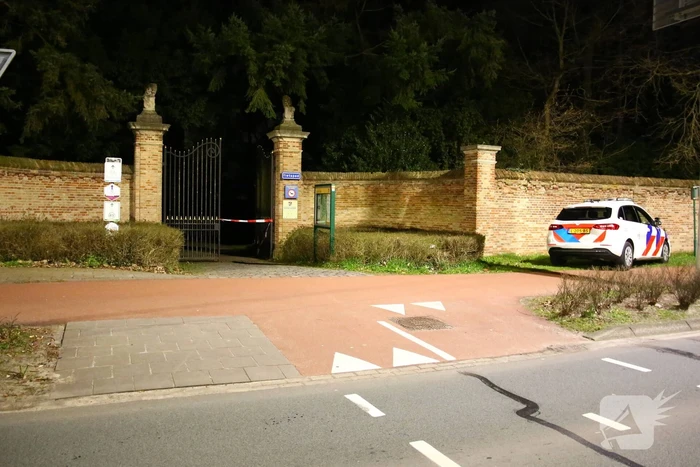Overleden man aangetroffen in water