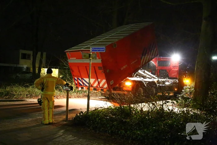 Brandweer assisteert nadat stroom uitvalt bij stemlocatie