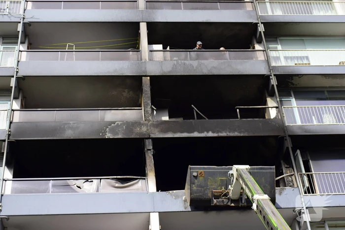 Drie appartementen onbewoonbaar na verwoestende brand