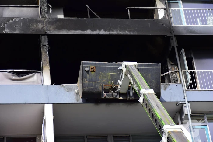 Drie appartementen onbewoonbaar na verwoestende brand