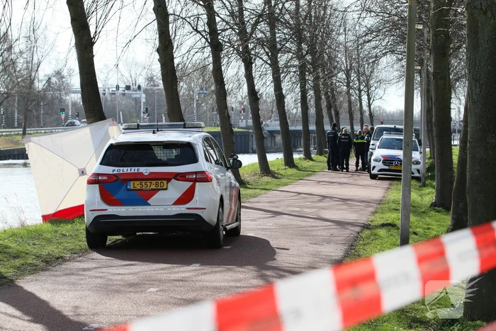 Overleden persoon aangetroffen in kanaal