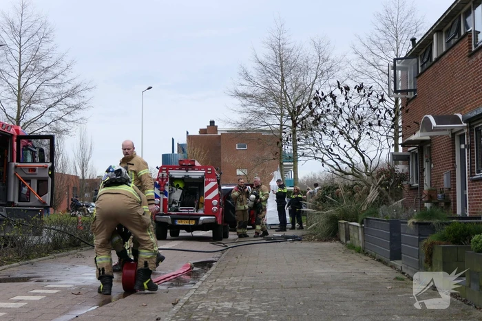 Flinke rookontwikkeling bij brand in woning