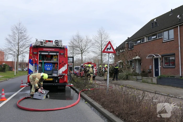 Flinke rookontwikkeling bij brand in woning