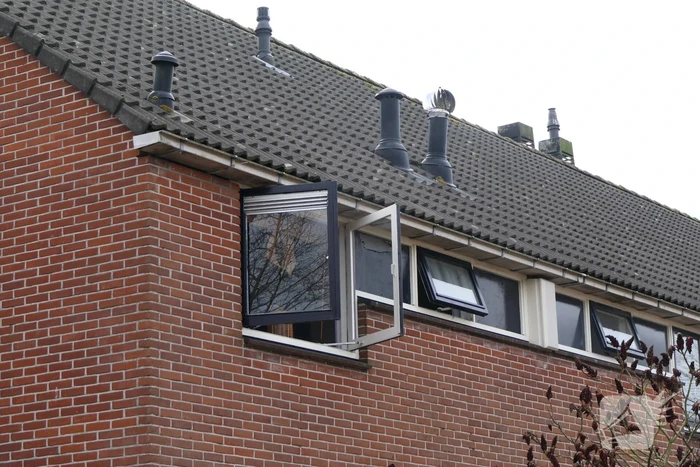 Flinke rookontwikkeling bij brand in woning