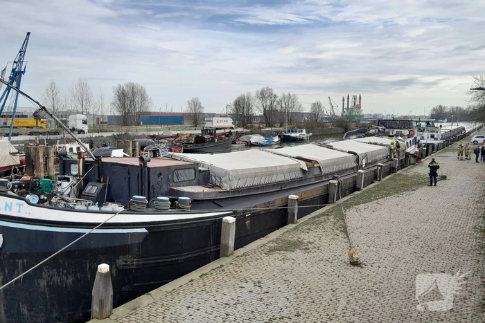 Mogelijke drugslab op schip