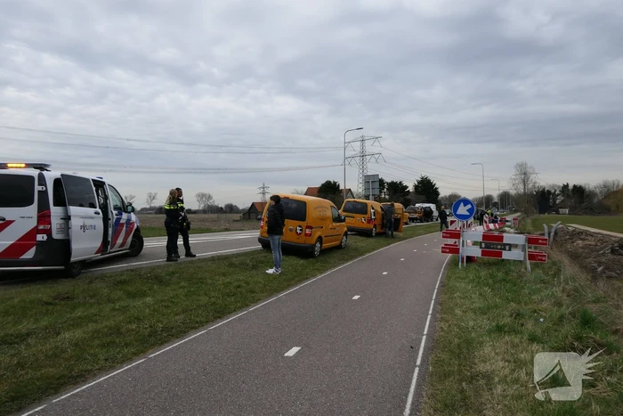 Flinke schade na botsing tussen drie voertuigen