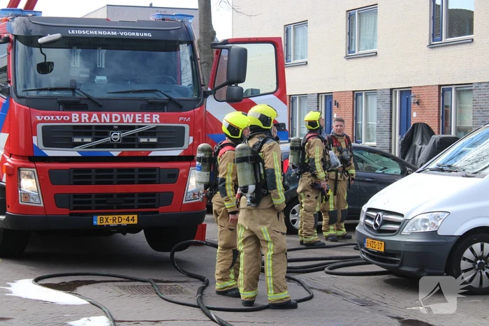 Lastig te bereiken brand in woning