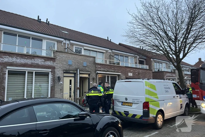 Persoon gewond bij flinke woningbrand