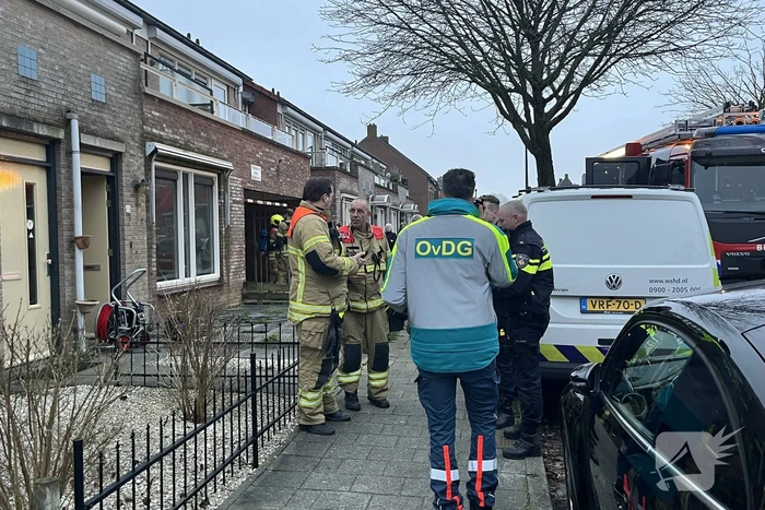 Persoon gewond bij flinke woningbrand