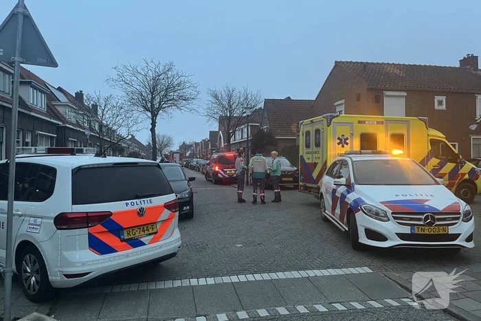 Persoon gewond bij flinke woningbrand