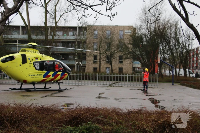 Traumahelikopter ingezet voor incident in flatwoning
