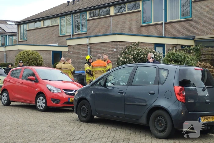Brandweer verricht onderzoek wegens gaslucht